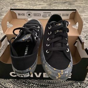 Converse Black tie sneakers Girls size 11 NIB